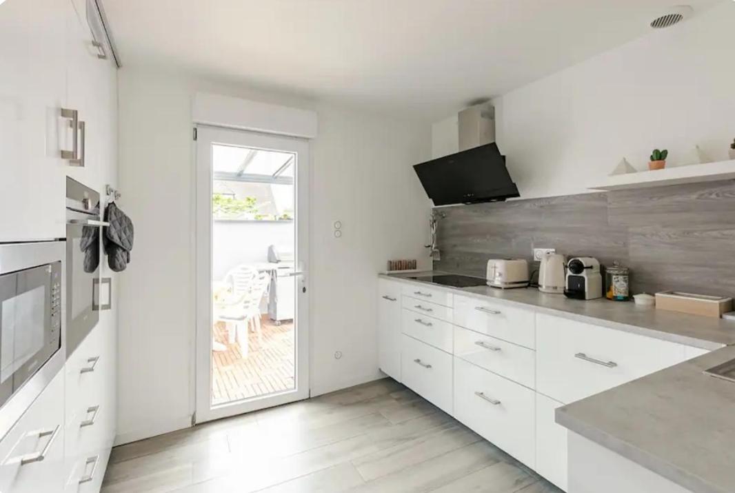 Maisonnette Avec Terrasse Estrasburgo Exterior foto